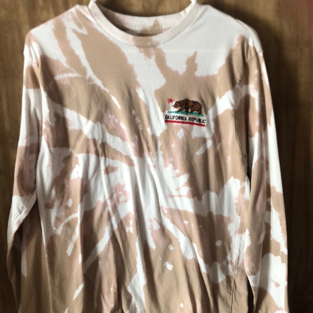 California republic hand bleached tee